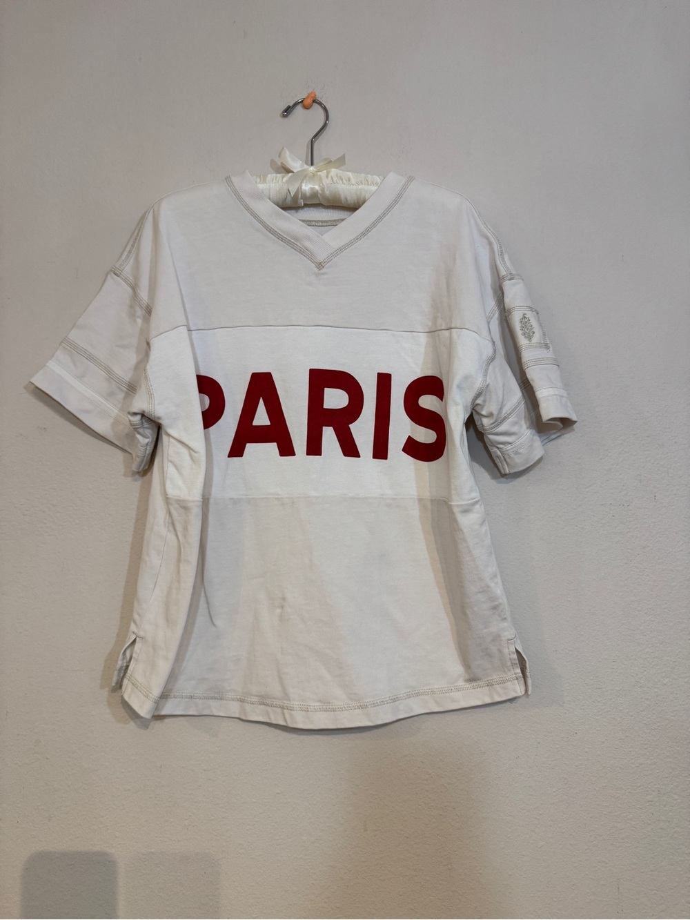 FP movement Paris logo v neck